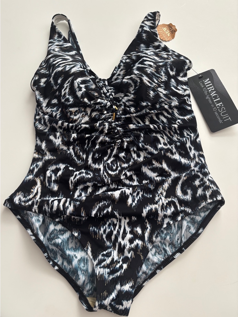 Miraclesuit Swim Suit One Piece Bella Black / White Slimming Nwt 16